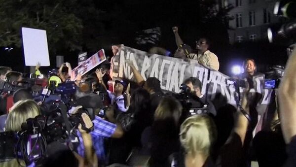 Протесты после приговора патрульному по делу об убийстве подростка в США