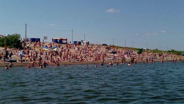 Пляж на Cемейкином острове в Томске