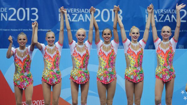 Российские гимнастки, завоевавшие золотые медали на соревнованиях в групповом многоборье