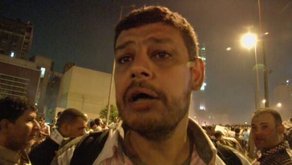 У нас камни, чтобы защищать себя - сторонник Мурси о беспорядках в Каире