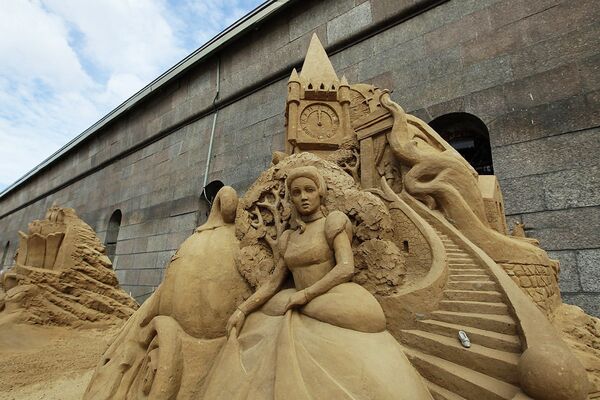 Выставка песчаных скульптур в Петербурге