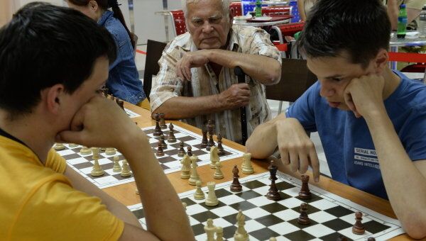 Турнир по шахматам,архивное фото