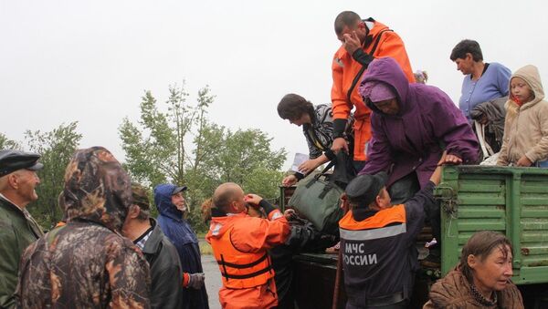 Эвакуация жителей села Ивановка Амурской области