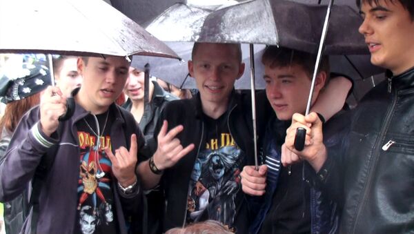 Поклонники Горшенева пели под дождем во время прощания с музыкантом КиШ