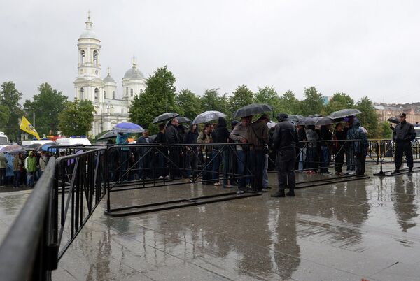 Прощание с лидером группы Король и Шут Михаилом Горшеневым в ДС Юбилейный в Санкт-Петербурге.