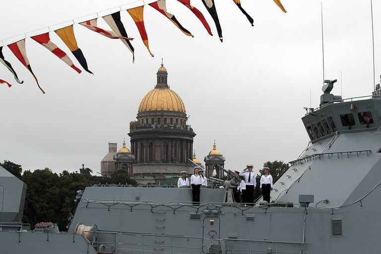 Репетиция парада ко Дню ВМФ в Петербурге