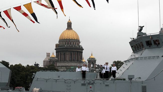 Репетиция парада ко Дню ВМФ в Петербурге