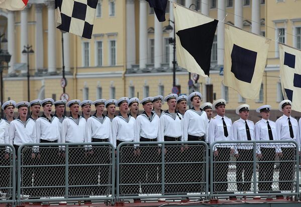Репетиция парада ко Дню ВМФ в Петербурге