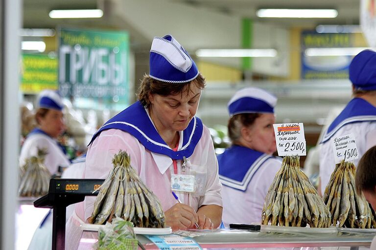 День работника торговли в Новосибирске: прилавки, витрины и лица