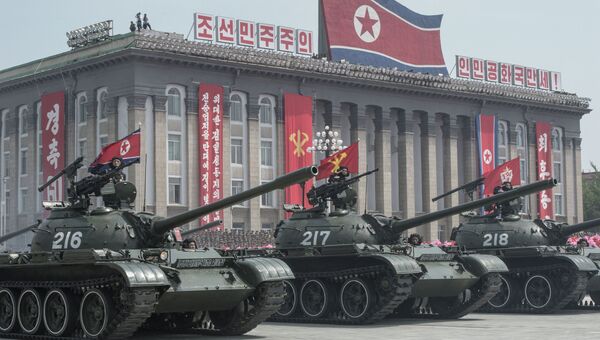 Военная техника в Пхеньяне, архивное фото