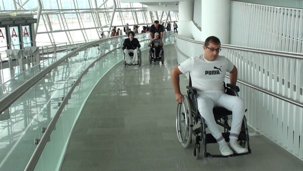 Инвалиды-колясочники оценили спецавтобусы и трибуны Большого в Сочи