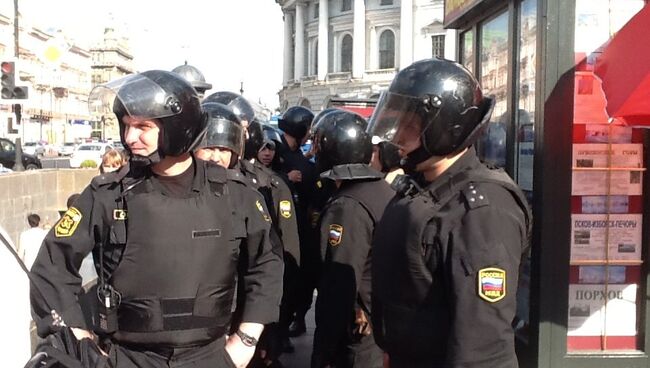 Несанкционированный митинг в Петербурге 31.07.13