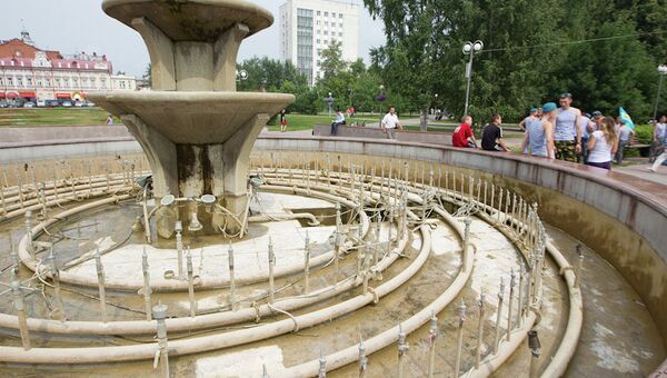 Консервация фонтанов на зиму начинается в Томске, архивное фото