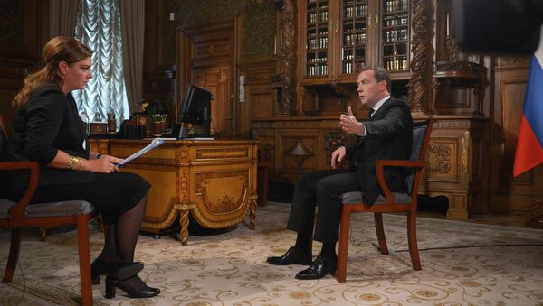 Д.Медведев дал интервью телекомпании Рустави 2