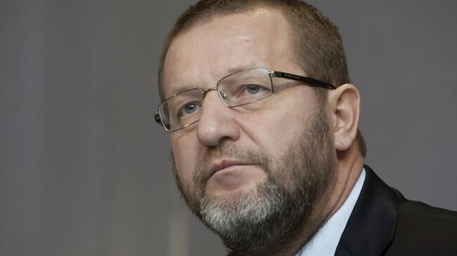 Альфред Кох* (внесен в список террористов и экстремистов)