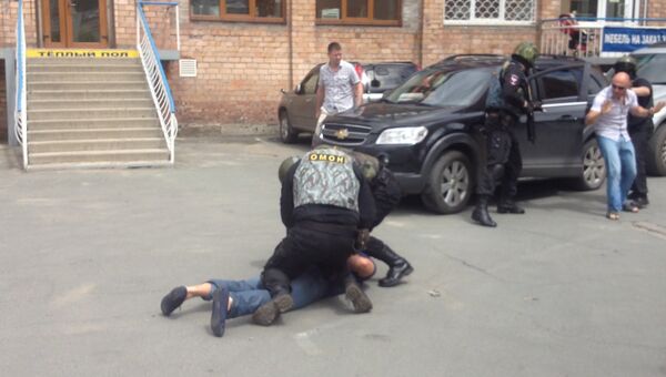 ОМОН задержал лидера дагестанской диаспоры в центре Владивостока