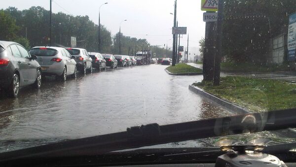 Последствия дождя в Москве