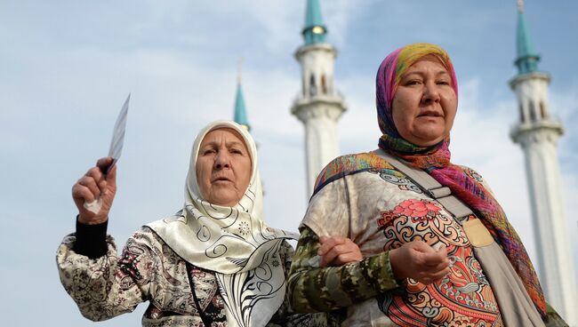 Празднование Ураза-байрама в Казани