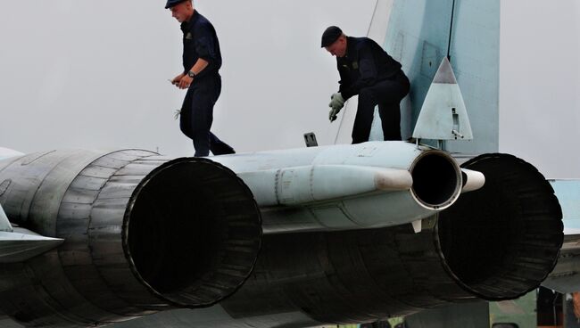 Авиационные инженеры Восточного военного округа в Приморье. Архивное фото