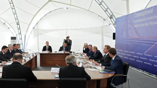 Владимир Путин провел совещание по развитию транспортной инфраструктуры