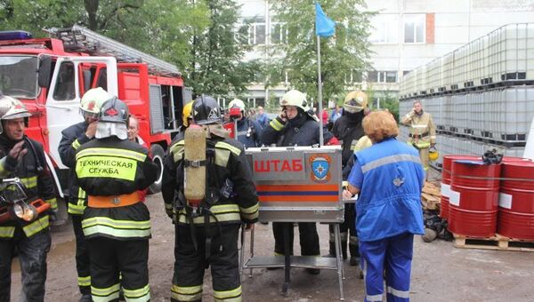 Пожар на заводе Армалит в Петербурге