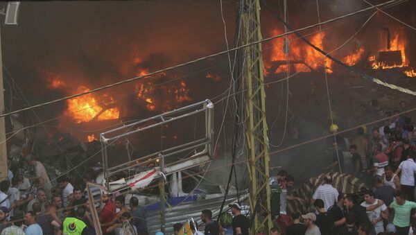 Пожар на месте взрыва в Бейруте, Ливан