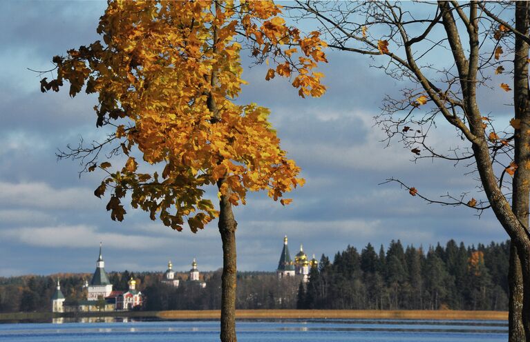 Валдайский Иверский Богородицкий Святоозерский мужской монастырь