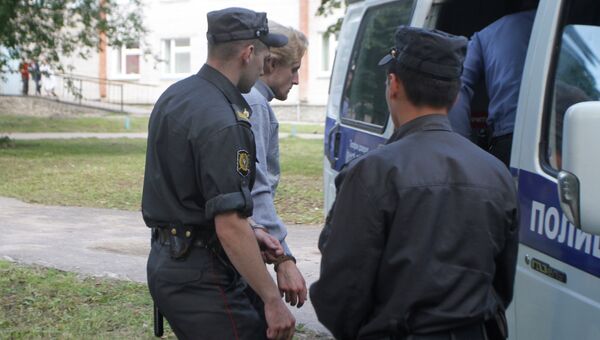 Обвиняемый в убийстве псковского священника переведен в СИЗО