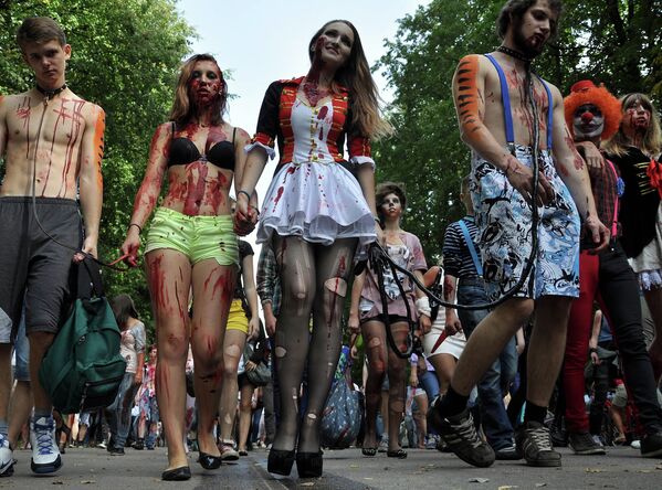 Парад зомби в Петербурге