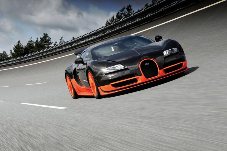 Автомобиль Bugatti Veyron Super Sport