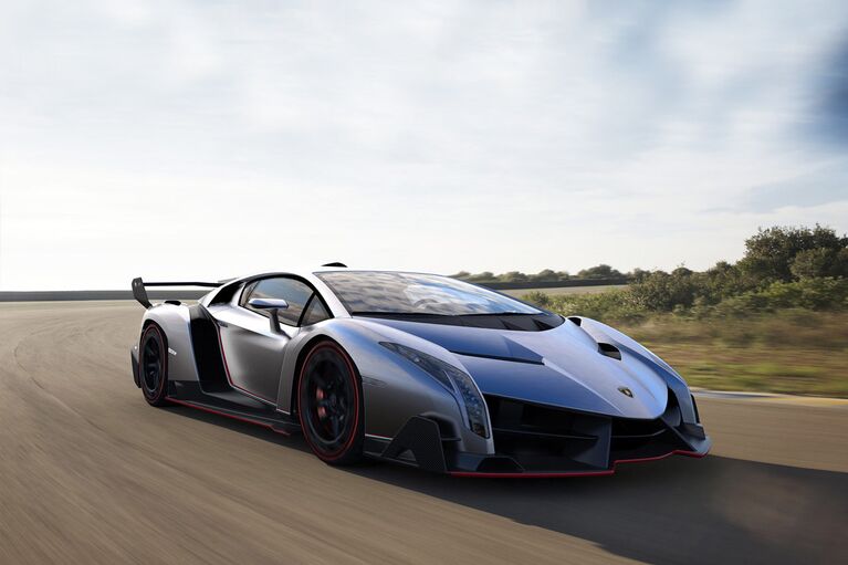 Автомобиль Lamborghini Veneno