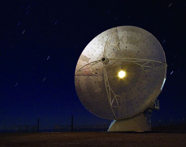 Антенна радиотелескопа ALMA