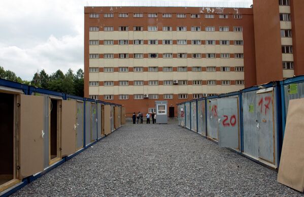 Центр содержания мигрантов в Петербурге