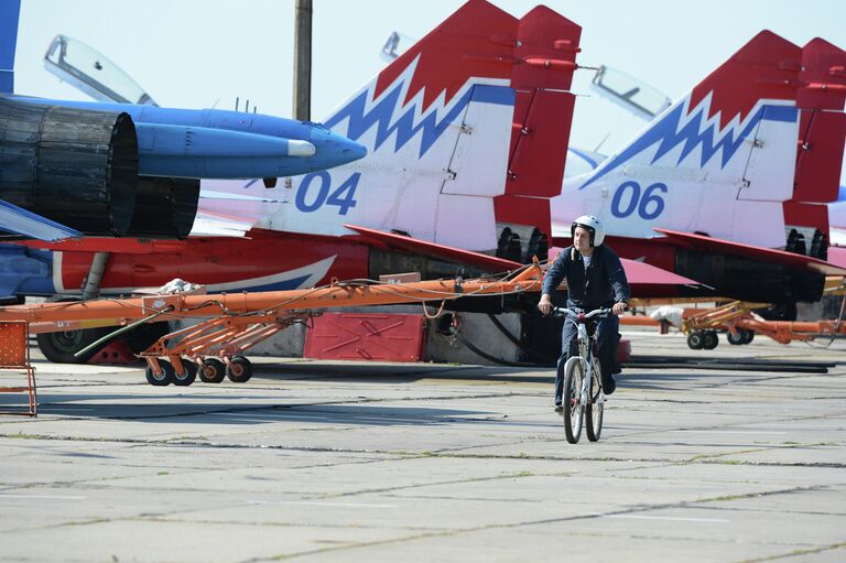 Тренировка экипажей к международному авиасалону МАКС-2013