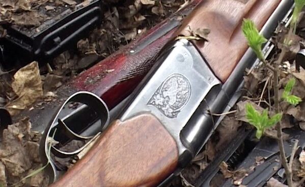 Тайник с оружием белгородского стрелка обнаружен в лесу