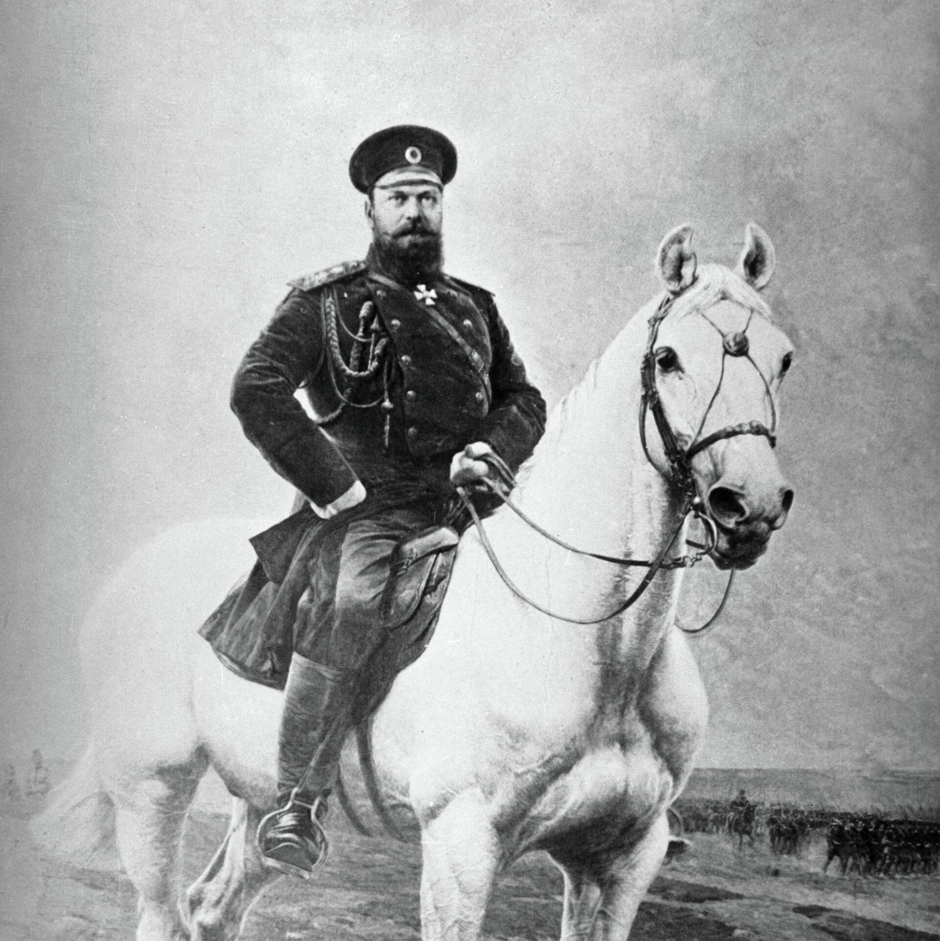 Александр III на коне