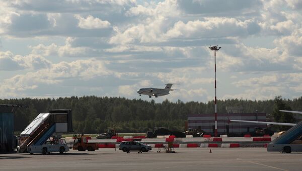 Ан-148 благополучно приземлился в аэропорту Пулково