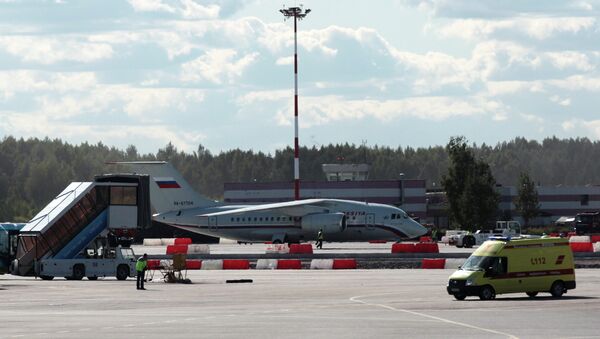Ан-148 благополучно приземлился в петербургском Пулково
