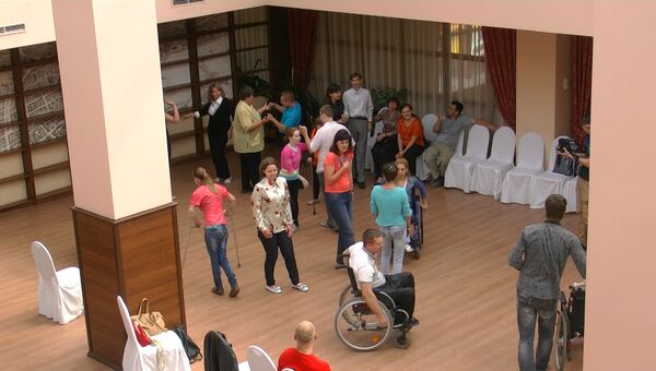 Томичи-инвалиды исполнили трюки на колясках на кастинге в школу танцев
