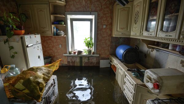Затопленный дом одного из жителей микрорайона Хабаровска Красная речка