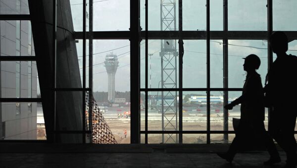Строительство нового пассажирского терминала Пулково, архивное фото.