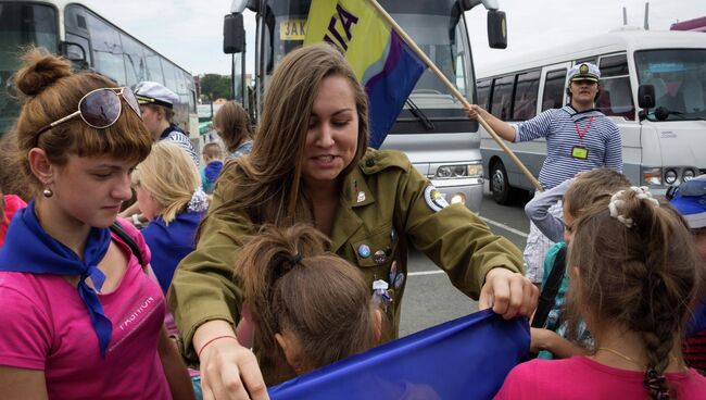 Первая группа детей из Приамурья прибыла на отдых во Владивосток Первая группа детей из Приамурья прибыла на отдых во Владивосток