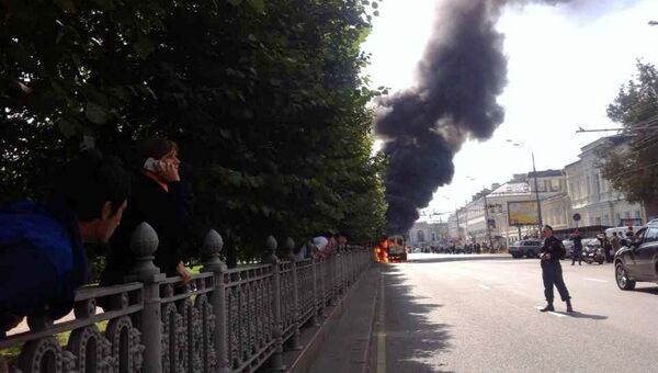 Маршрутное такси загорелось в Мещанском районе Москвы