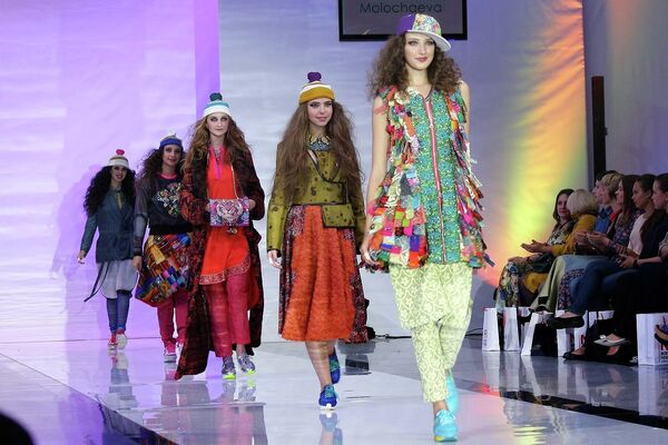 Неделя моды в Новосибирске: элегантность, блеск и индийские мотивы