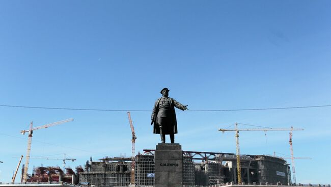 Строительство стадиона Зенит Арена в Петербурге. Архивное фото