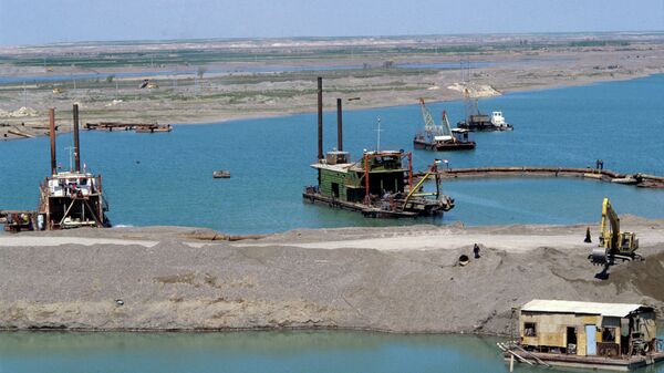 Река Евфрат в районе строительства ГЭС Аль-Баас