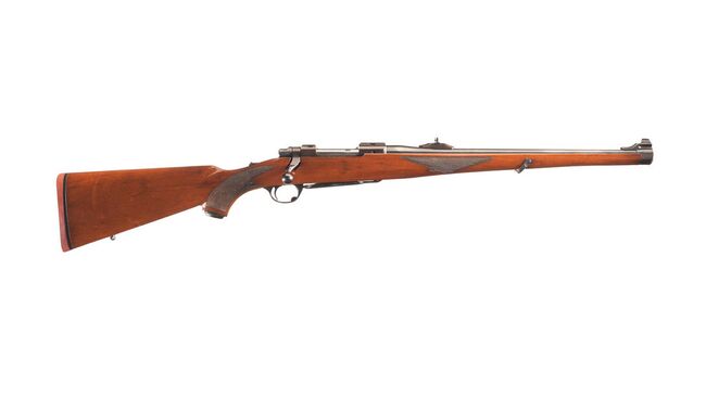 Винтовка Ruger M77 свергнутого президента Ирака Саддама Хусейна