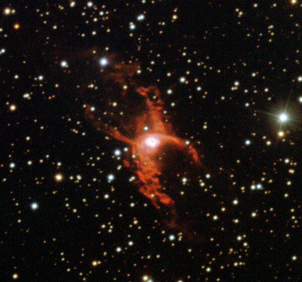 Биполярная планетарная туманность NGC 6537