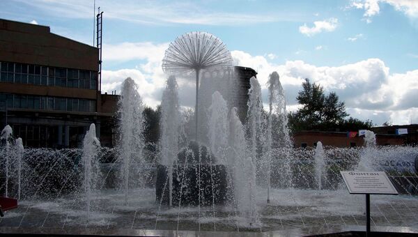 Самый большой в Кузбассе фонтан диаметром 30 метров появился на промплощадке кемеровского завода Азот