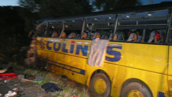 Два пассажирских автобуса столкнулись в Пустошкинском районе Псковской области